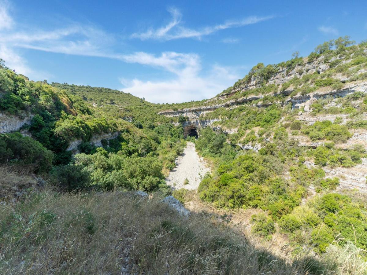 Cosy Holiday Home In Minerve With Garden エクステリア 写真